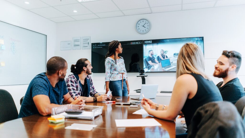 Best Smart Boardroom AV Installations in Hyderabad Featuring High-Performance Audio
